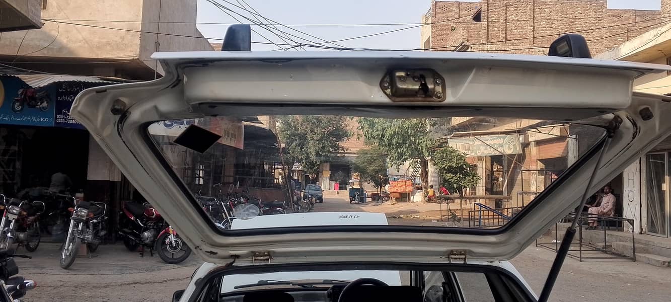ٹوٹل جینون اندر باہر سے ہ ایکسیڈنٹ نہیں اوریجنل حالت میں 13