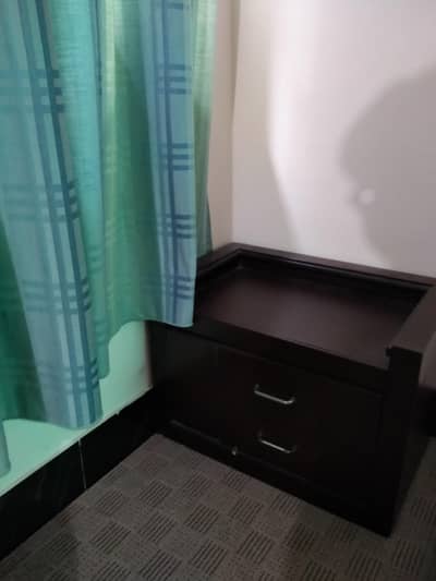 dressing table and side racks