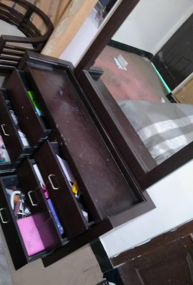 dressing table and side racks 1