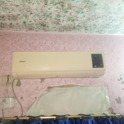 selling my orient 1.5 ton ac