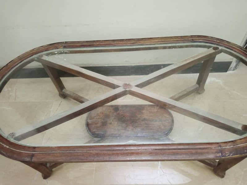 5 seater sofa set and 3 center table 3