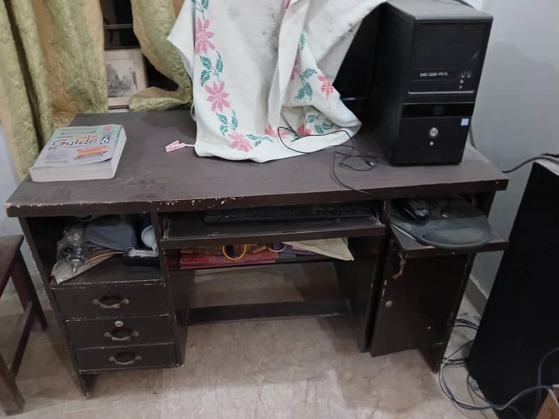computer table 1