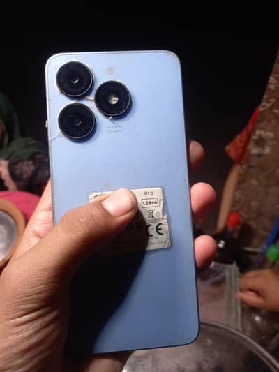 itel a70 4/128 with box