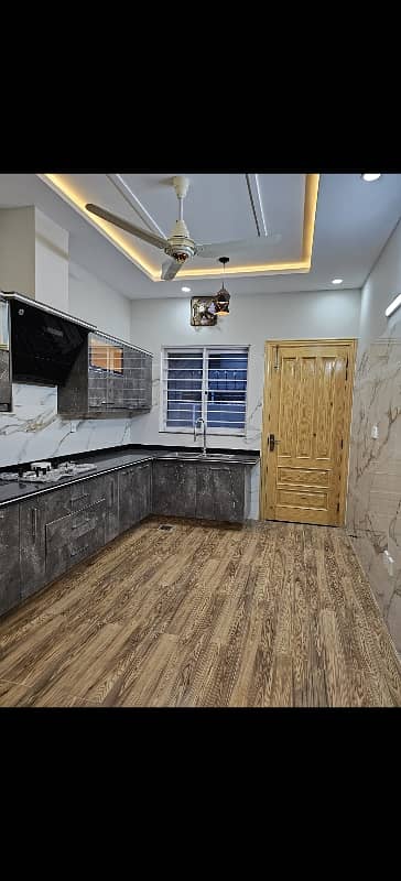 40x80 14 Marla Like a Brand New Luxury Tile Flooring House Prime Location for rent in G-13