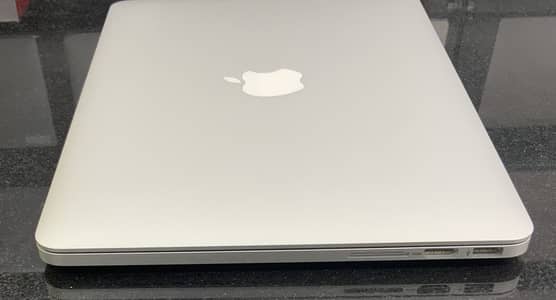 MacBook pro 13 inch 2020 Ci5 16gbRam 256gb