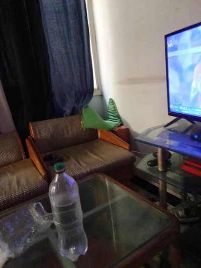dha phase 2 ext 2 bad DD just first floor good condition
