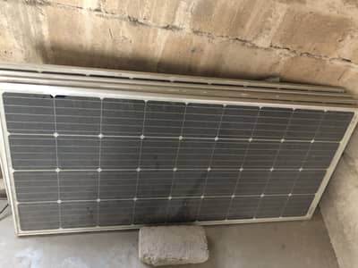 4 Solar Panel with Force MPPT Solar Charge Comtroller 60A