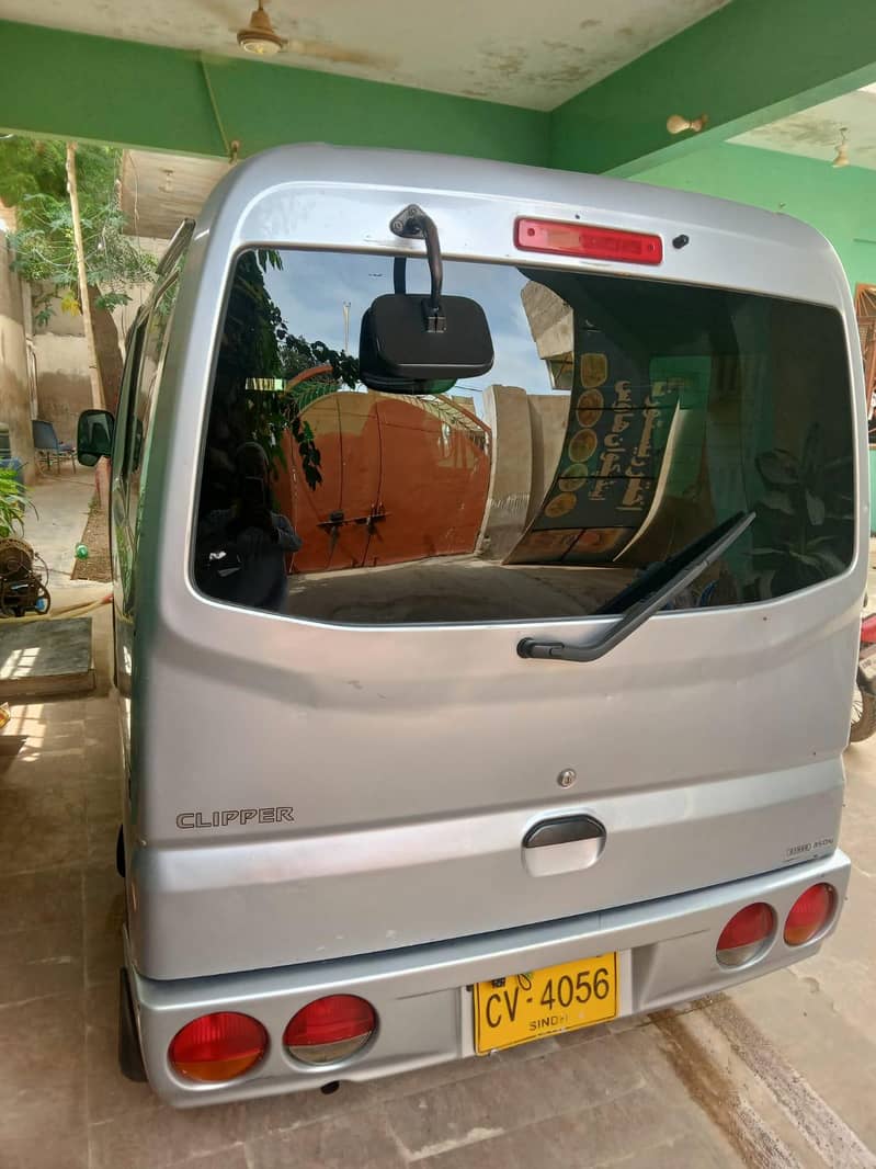 Nissan clipper 8
