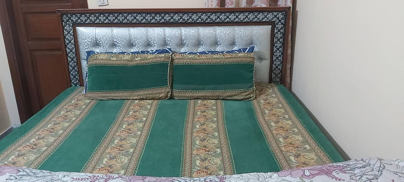 double bed / single bed 5