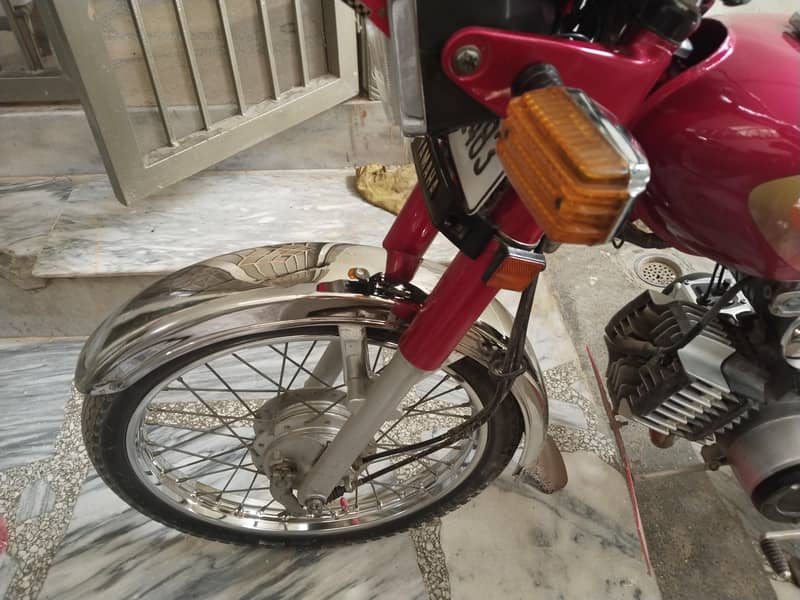 Yamaha 1