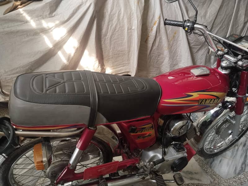 Yamaha 4