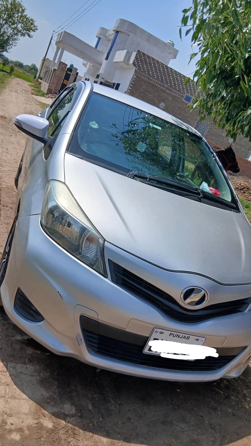 Toyota vitz 2012/2016 Automatic 2