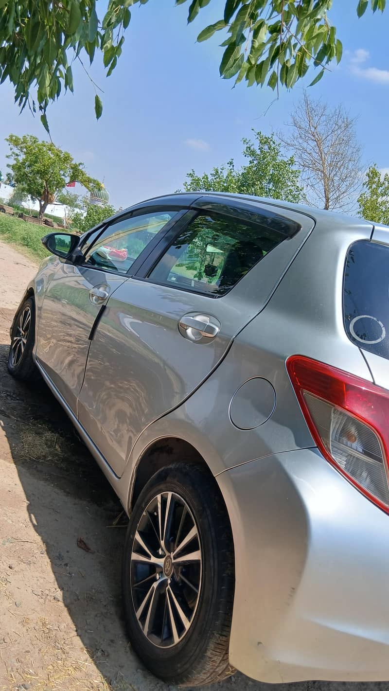 Toyota vitz 2012/2016 Automatic 7