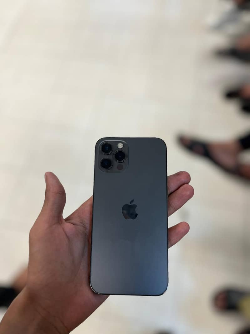 iphone 12 pro 5