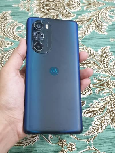 motorolla edge 30 pro urgent sale or exchange