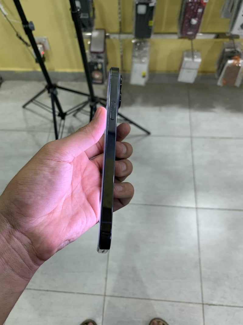 iPhone 13 Pro Max 7