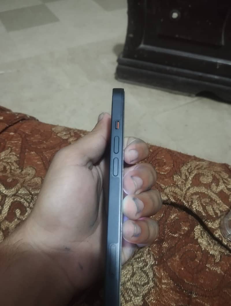 Iphone 13 Jv 3