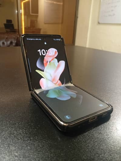 Samsung Z4 flip