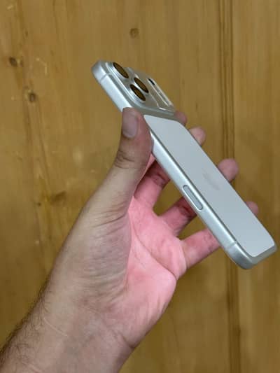iPhone 17 pro max 512 GB Silver