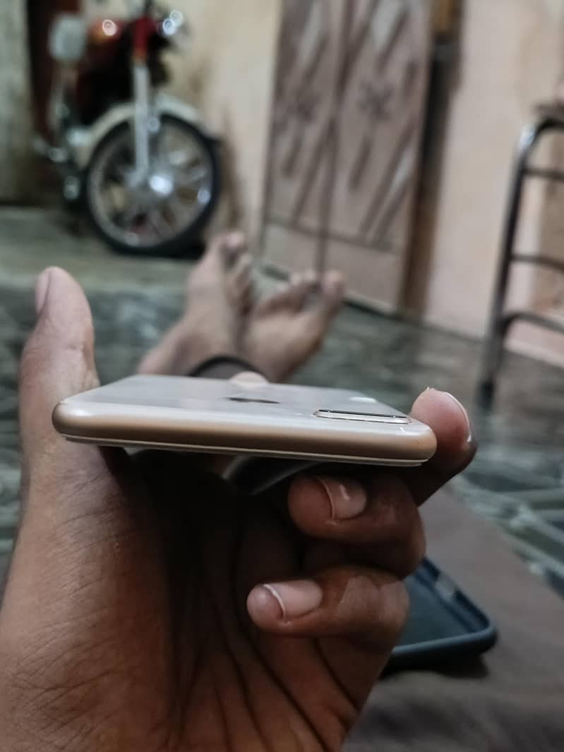 iphone 8 plus 4