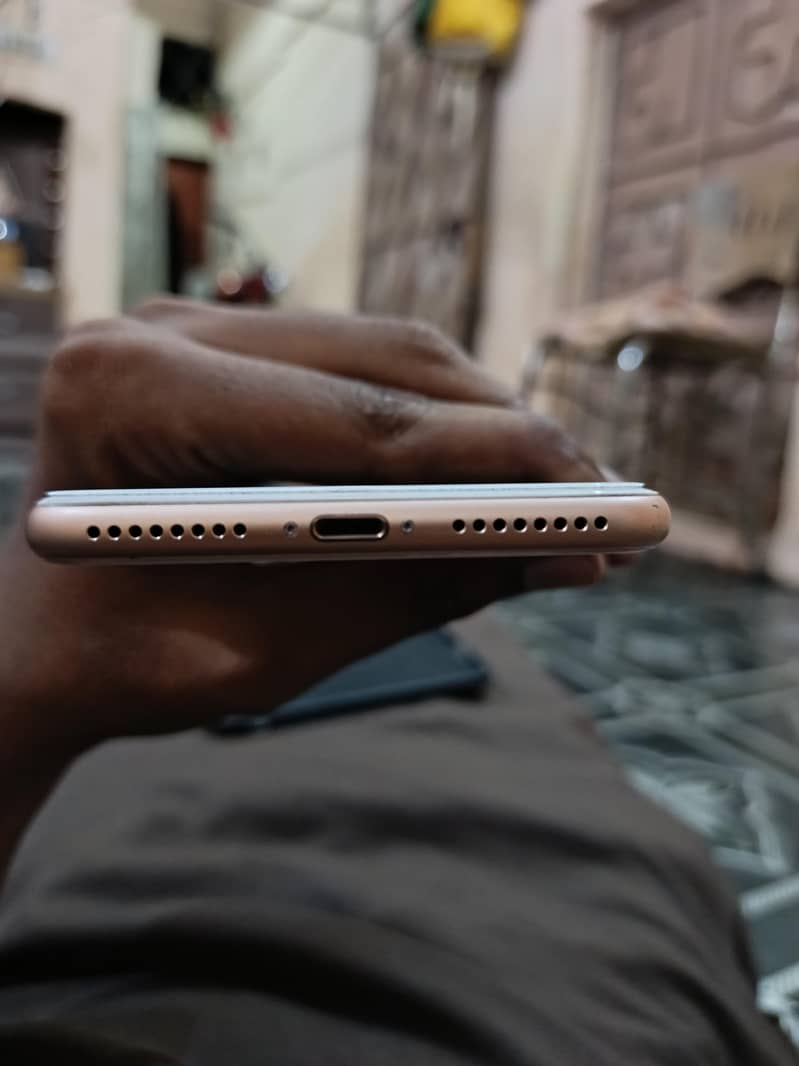 iphone 8 plus 5