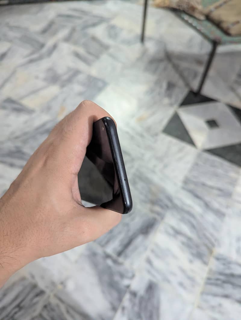 Google Pixel 5 2