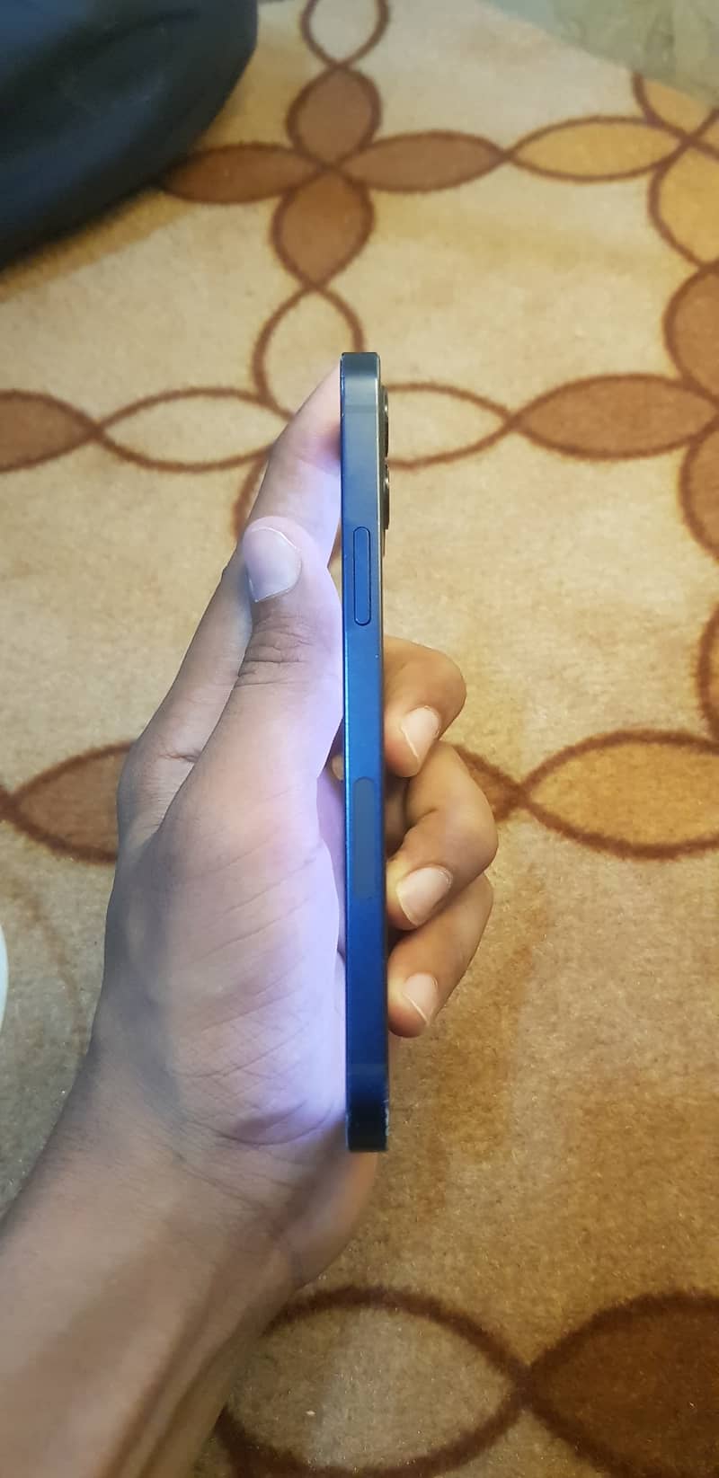 iPhone 12 11