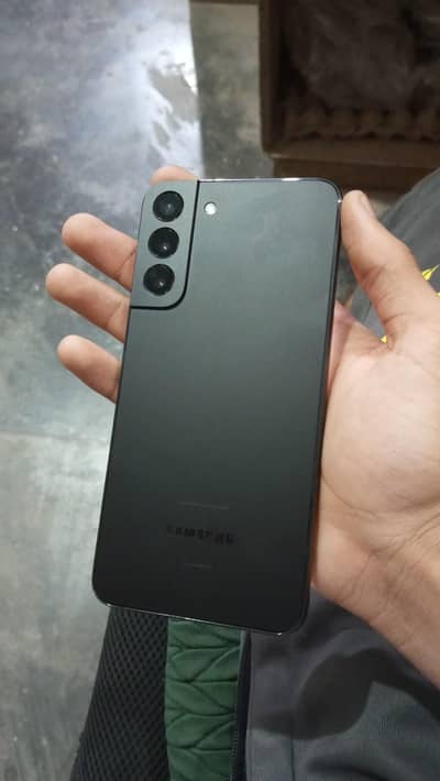 Samsung S22 plus