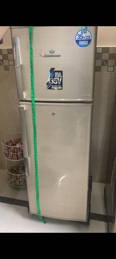 used fridge working condition 10/10
