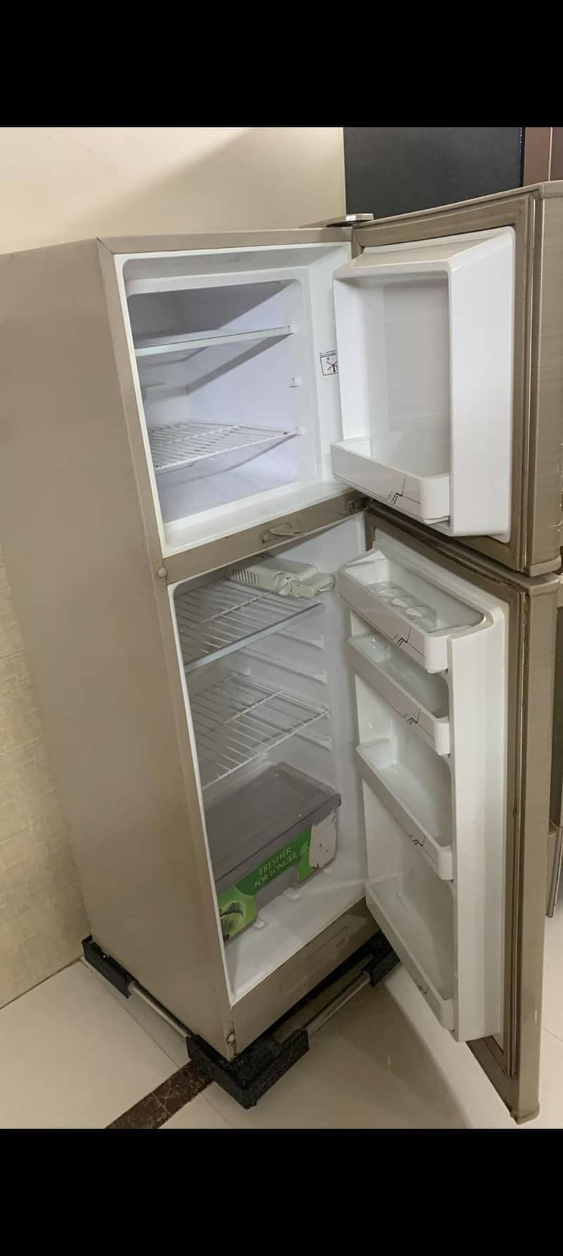 used fridge working condition 10/10 1