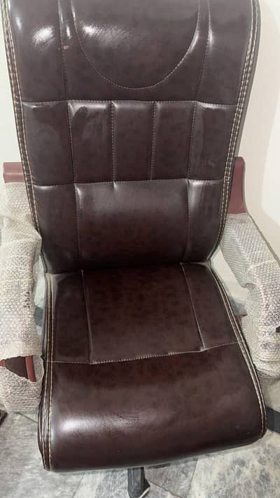 Executive office chair / Boss Chair