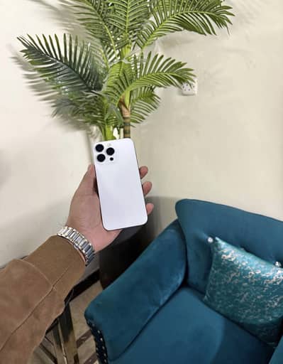 Iphone 16 pro max jv