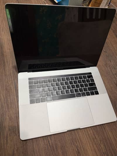 Macbook pro 2019 i9 16/512 gb
