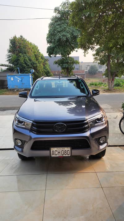 TOYOTA REVO V  2020  GRAPHITE GREY