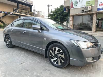 DOCTER USED HONDA CIVIC REBORN 2011 NEAT & CLEAN LIKE NEW 0300 9659991