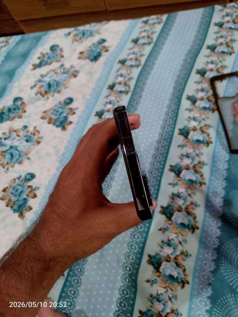 camon 20 9