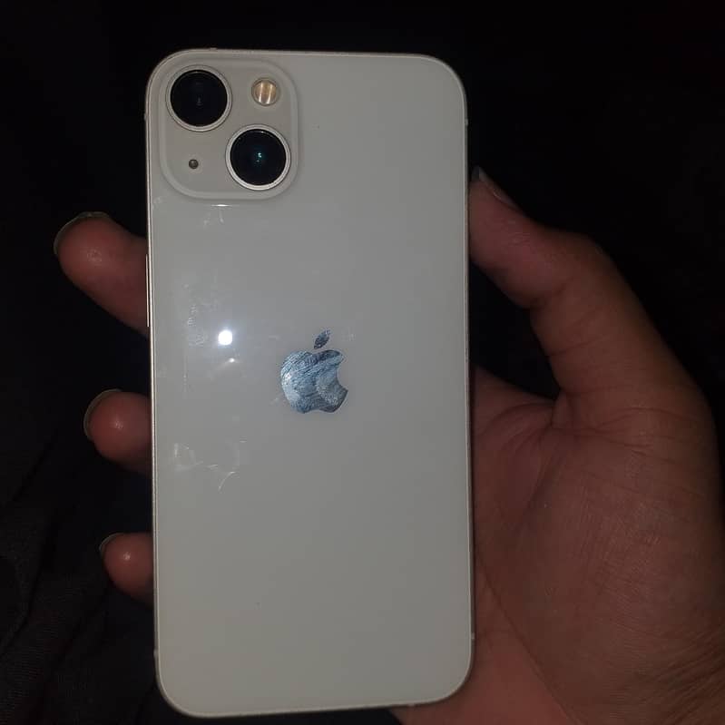 iPhone 13 0