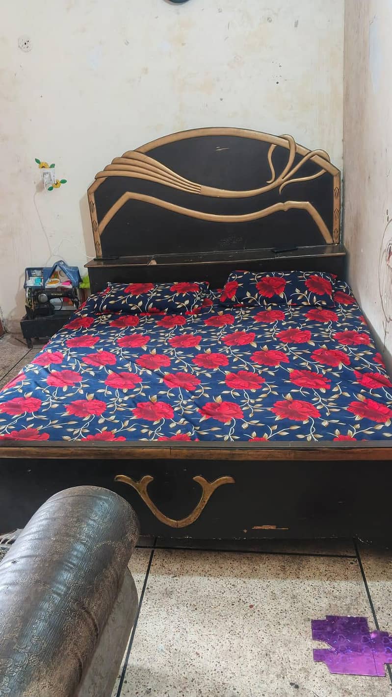 bed and dressing table 1