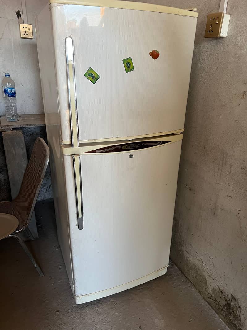 Waves fridge 0