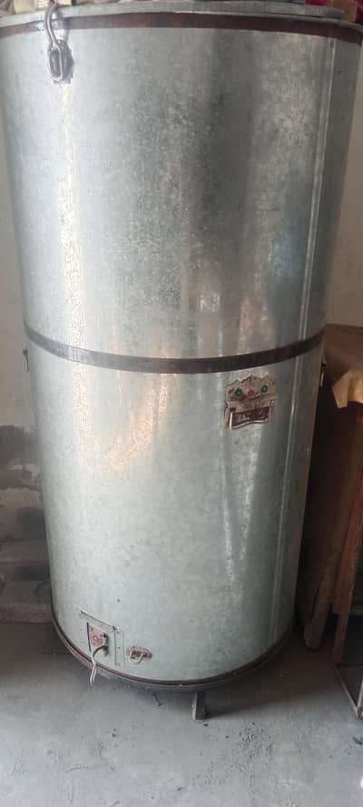 Kanak storage peti for sale