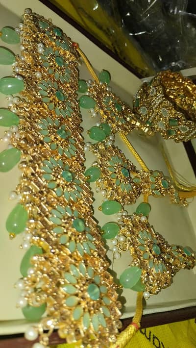 Jewellery set