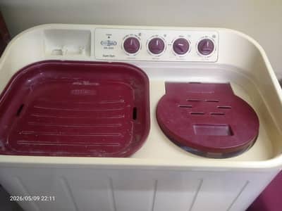 semi automatic washing machine for sale in excellent condition