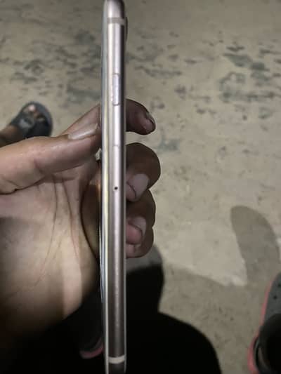 iPhone 8