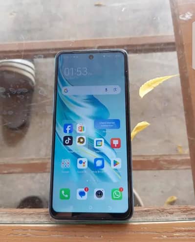 Tecno spark 20 8+8/256. finger not working. minor scratch . final price.