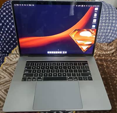 MacBook Pro (2018) 15-inch | Core i7
