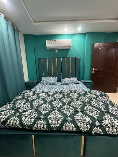 1 bed luxury apartments for rent on daily basis in bahria town lahore