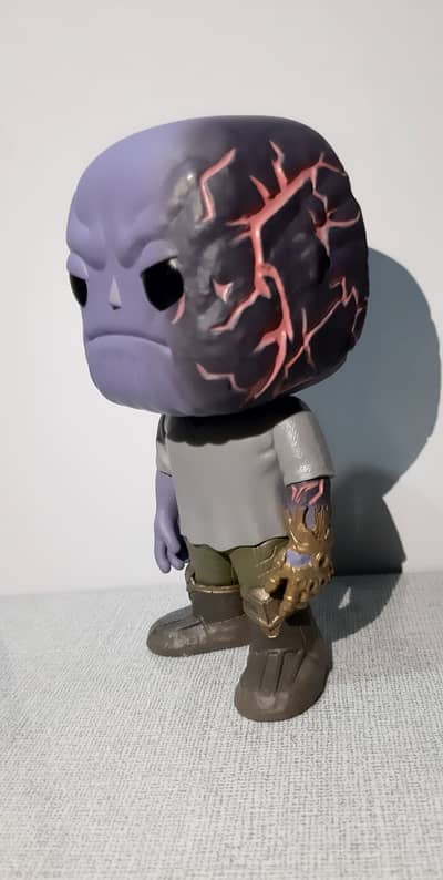 Marvel Avengers Big Size Bobble-Head "THANOS" Funko Pop.