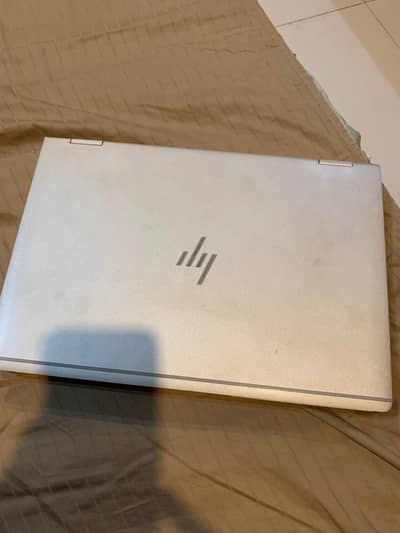 HP Elitebook x360 1030 g2 10/10 condition 8/256
