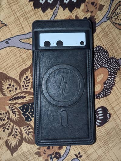 two Redmi note 13 pro and one is pixel 7