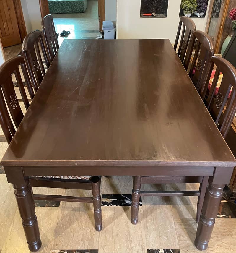 Dining Table 0
